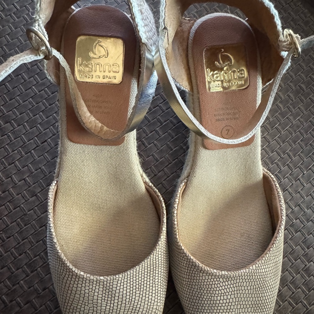 Kanna Cream Textured Espadrilles